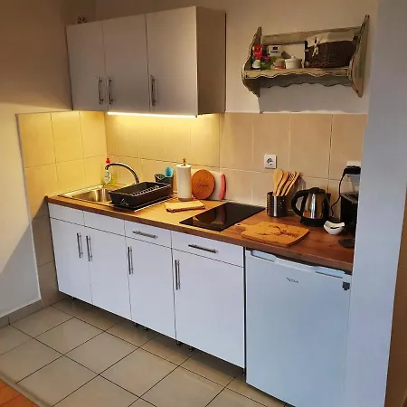 64 - Besplatan Javni Parking