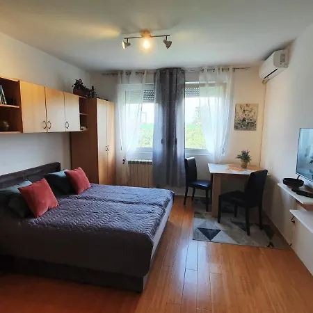 Apartment 64 - Besplatan Javni Parking